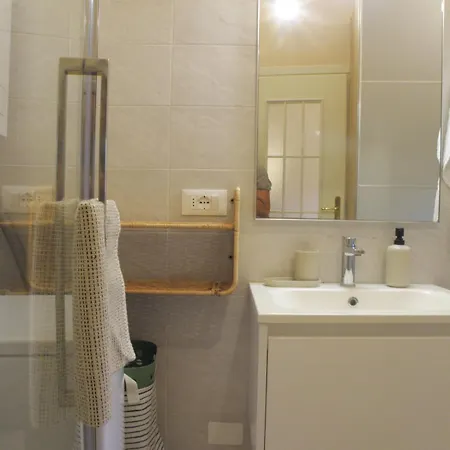 度假居 Secret Garden-bike-friendly Home-mandarancio