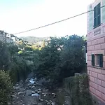Secret Garden-bike-friendly Home-mandarancio *