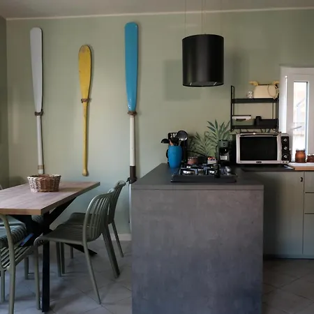 Secret Garden-bike-friendly Home-mandarancio * Calice Ligure