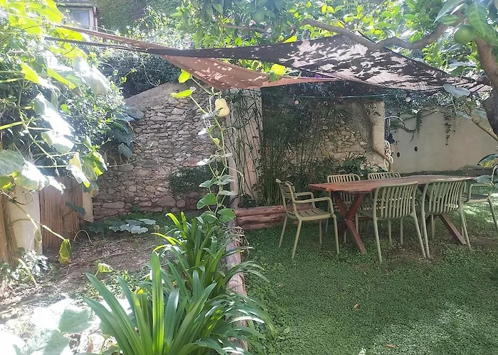 Secret Garden-bike-friendly Home-mandarancio Feriehus Calice Ligure