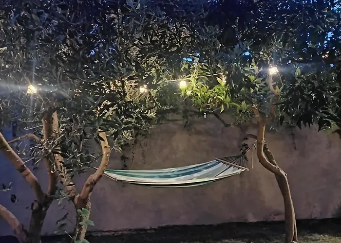 Secret Garden-bike-friendly Home-mandarancio * Calice Ligure