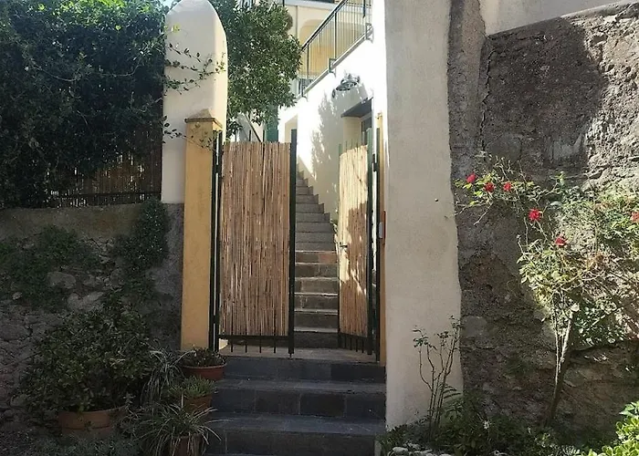 Secret Garden-bike-friendly Home-mandarancio Feriehus *