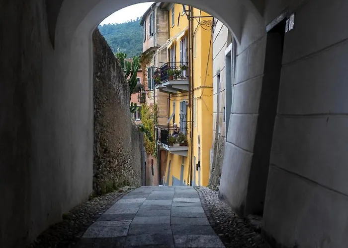 Secret Garden-bike-friendly Home-mandarancio Feriehus Calice Ligure