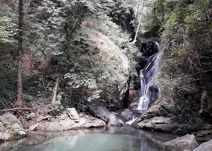 Feriehus Secret Garden-bike-friendly Home-mandarancio Calice Ligure