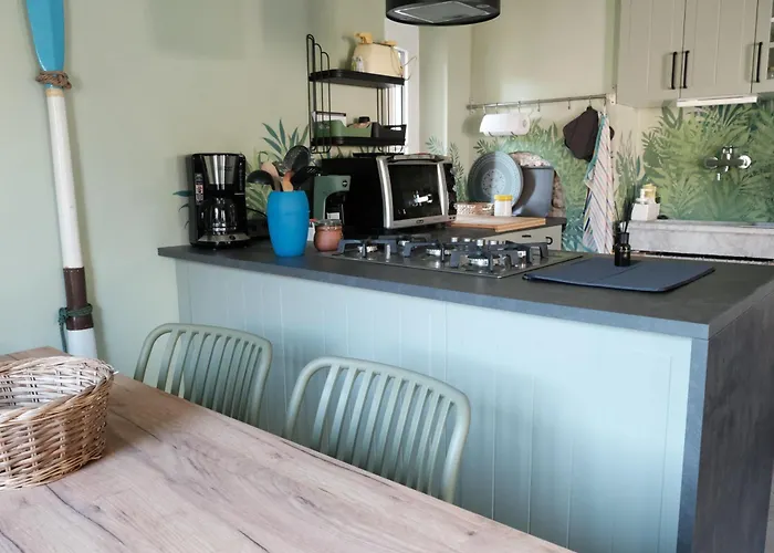 Secret Garden-bike-friendly Home-mandarancio * Calice Ligure